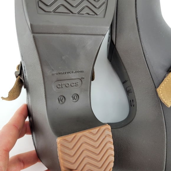 Crocs women's Sarah clogs rubber slip-on heeled shoe brown tan buckle 10 - Picture 6 of 8